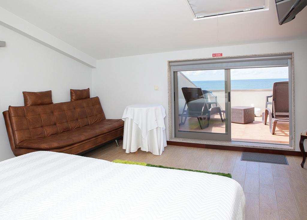 Guest House A&Z Espinho  Bagian luar foto