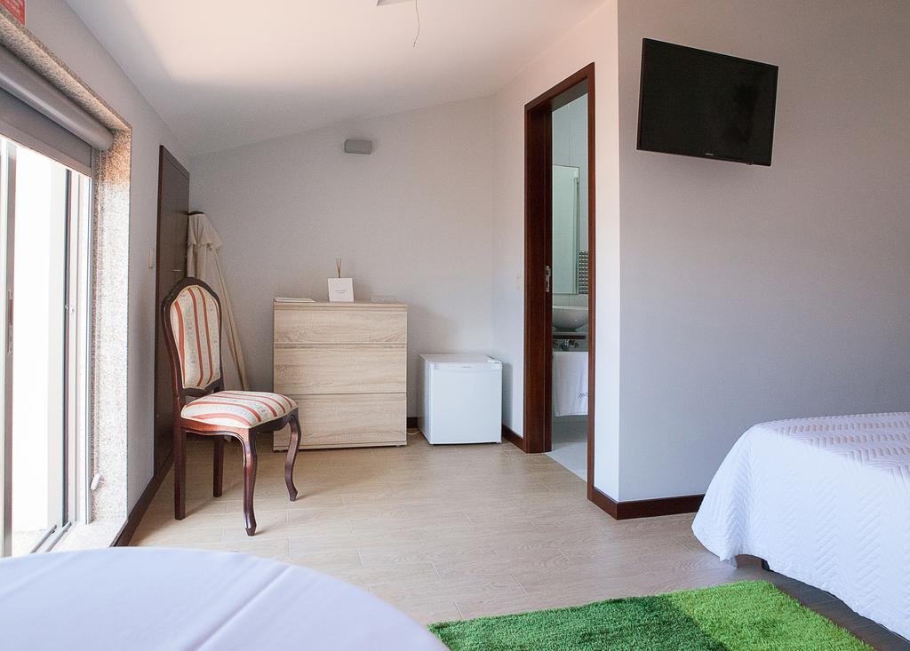 Guest House A&Z Espinho  Bagian luar foto